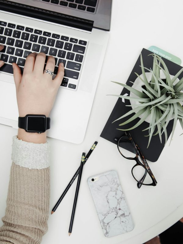 corinne-kutz-tMI2_-r5Nfo-unsplash